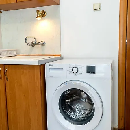 Comfortable 2br Maisonette Near Center By Flat Manаger