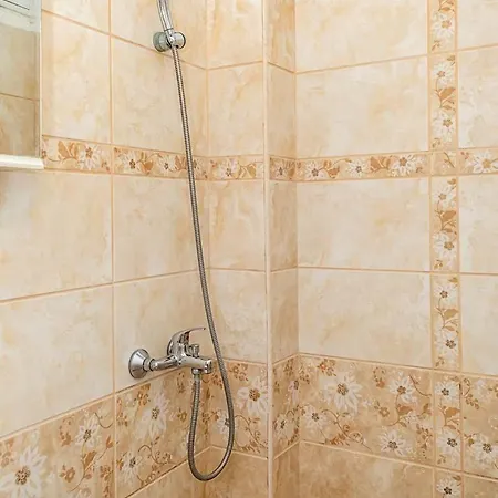 Διαμέρισμα Comfortable 2br Maisonette Near Center By Flat Manаger *